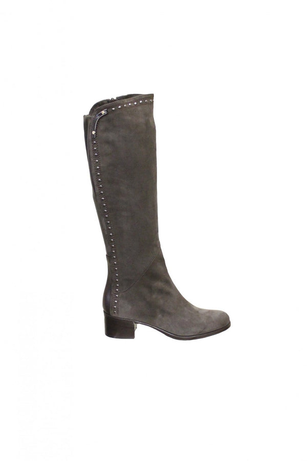 studded-knee-high-le-pepe-fumo-boot-style-and-grace